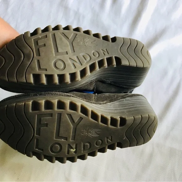 FLY LONDON SHOES YAMA SLUDGE GREEN SUEDE BOOTIES PLATFORM WEDGE ANKLE BOOT - Picture 10 of 13